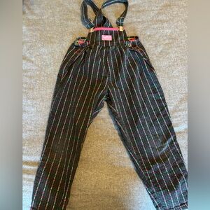 OshKosh B’gosh Vintage ‎ Girl's black/pink Denim clamp Overalls with hearts Sz 6